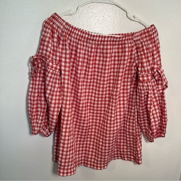 Max Studio Off Shoulder Blouse Red White Gingham - Picture 3 of 13